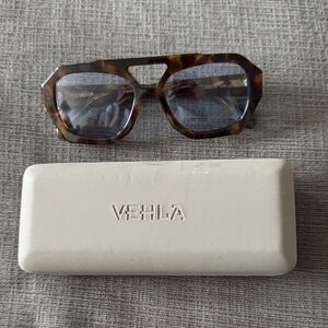 VEHLA River sunglasses in TORT/SKY